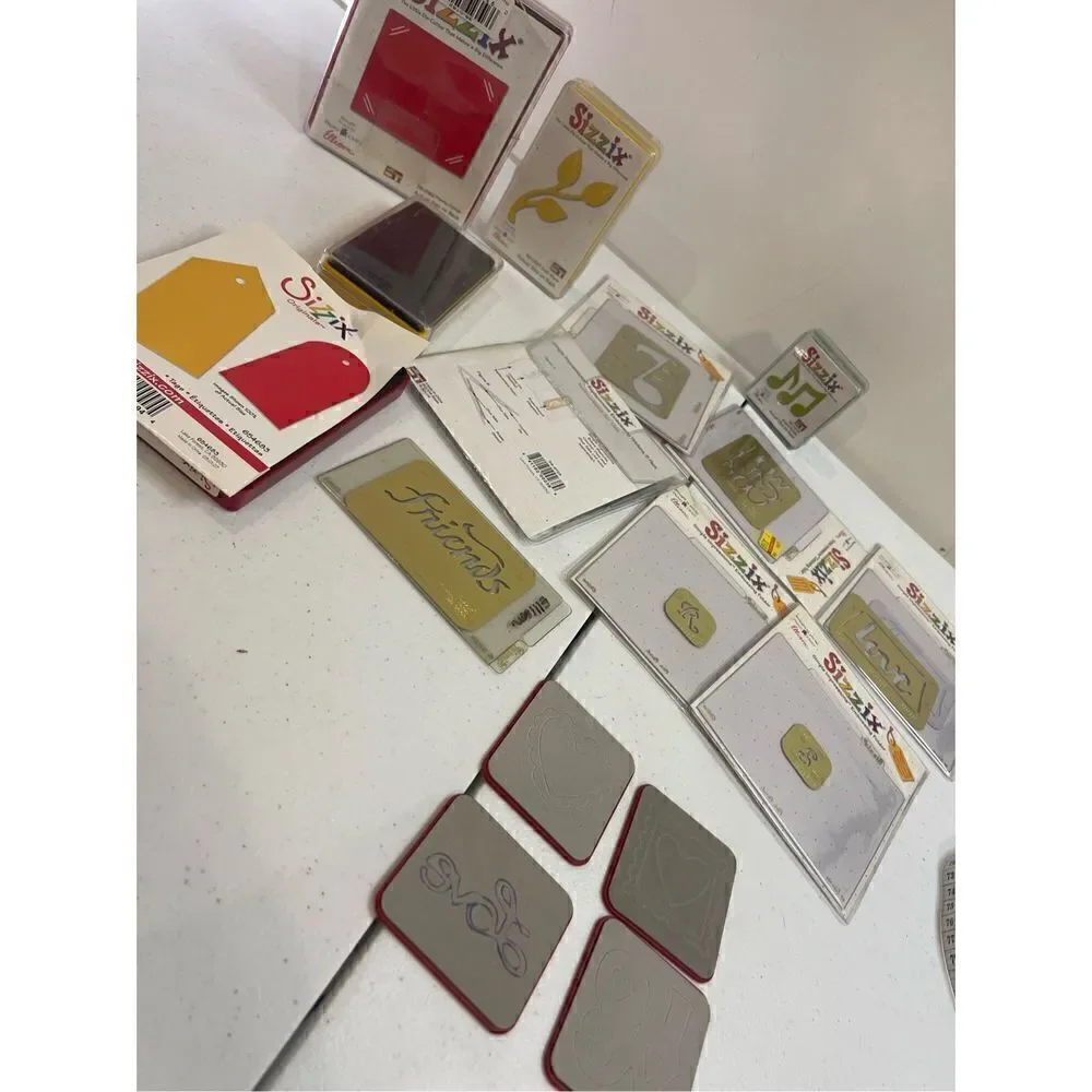 Sizzix bundle lot tags, frame, music notes, tree, leaves and more